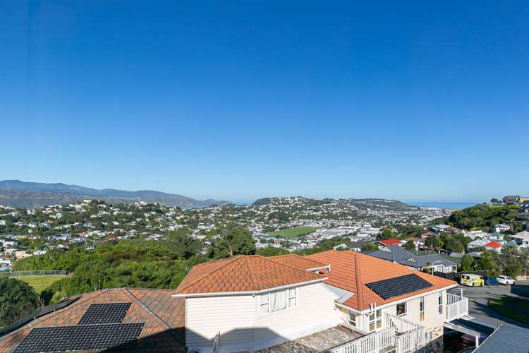 14a Arahanga Grove Maupuia_1