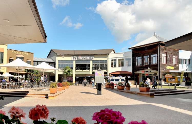 58 Armstrong Farm Drive East Tamaki Heights_17