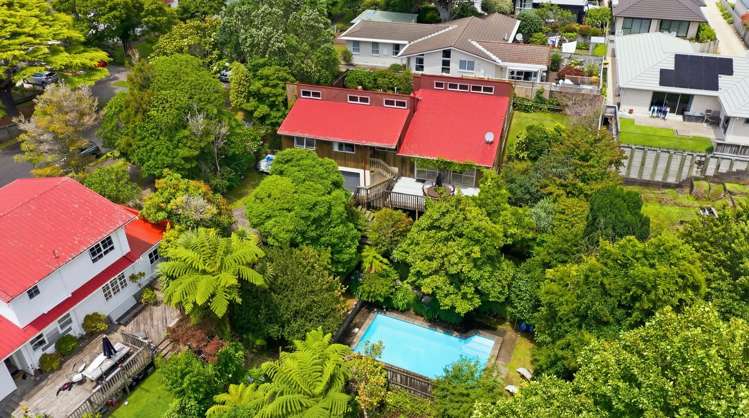 5 Magnolia Drive Westown_26