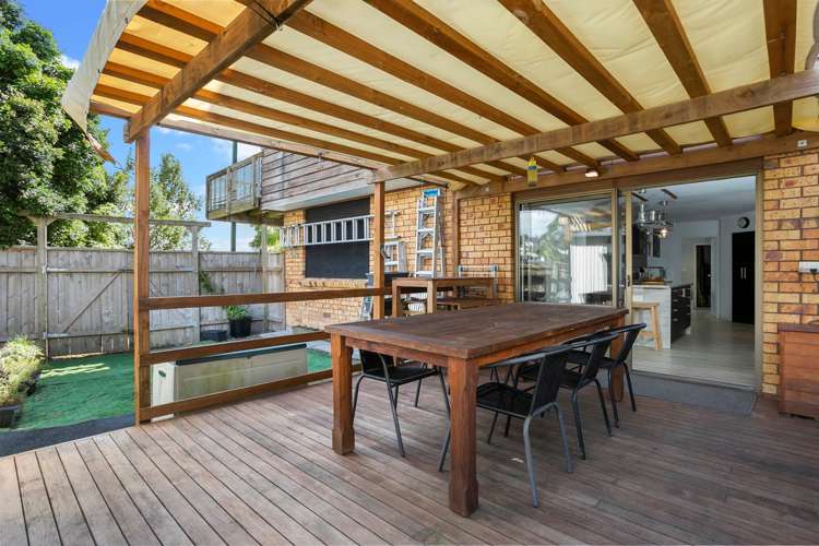 1/1 Sharon Road Waiake_15