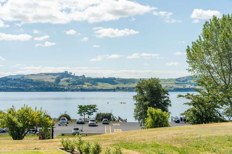 32 Kuiwai Drive Taupo_28