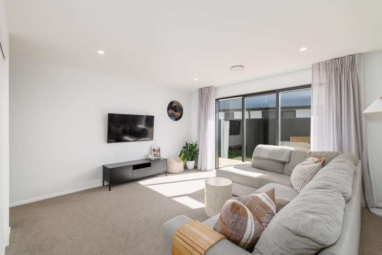 13 Stackwood Avenue Woodend_7