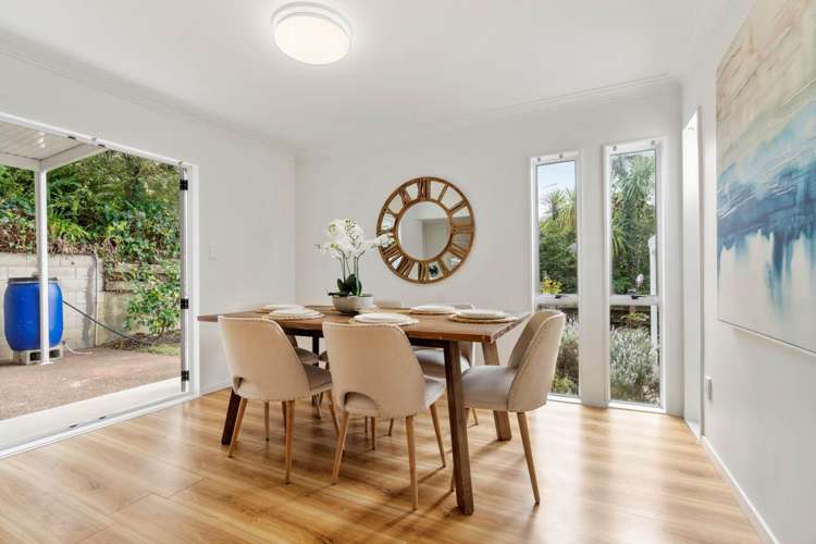 2/6 Bellbird Rise Murrays Bay_6