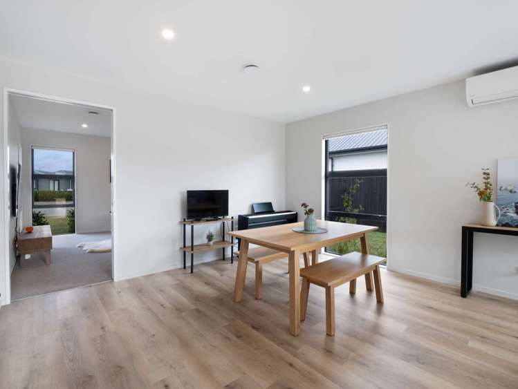 87 Benashet Drive Lincoln_10