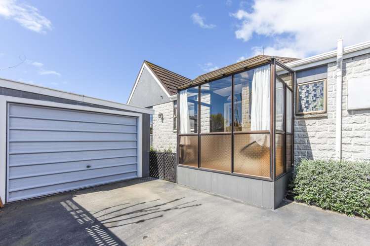 2/4 Byron Place Stoke_19