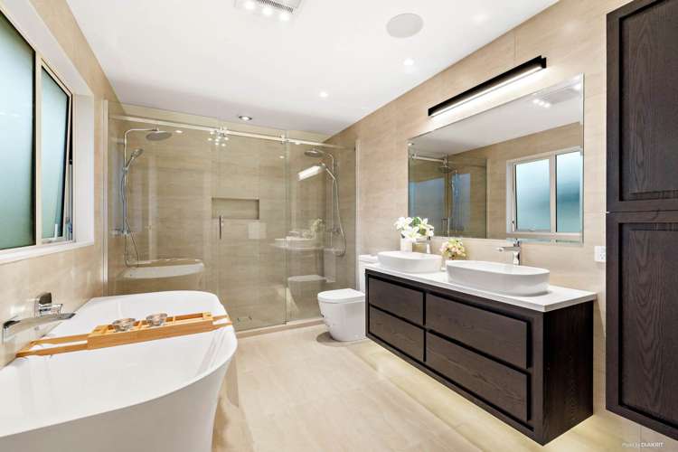 5 Alan John Place East Tamaki Heights_13