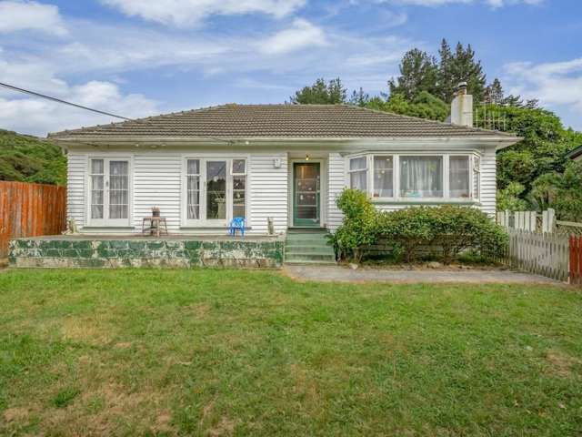 38 Stanley Street Wainuiomata_1