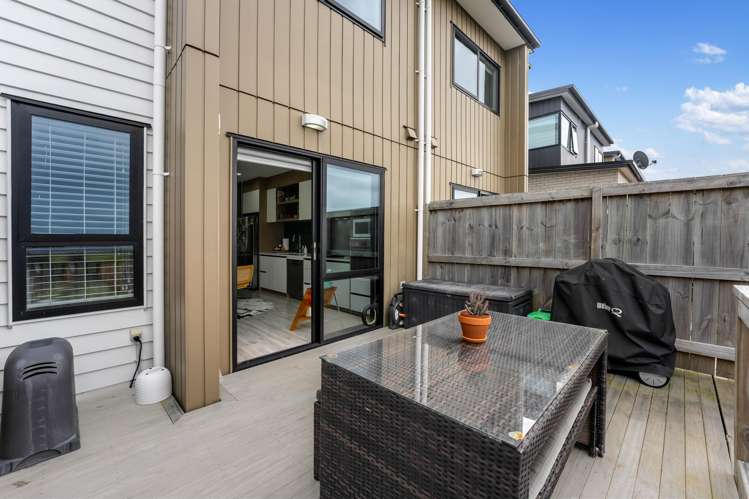 8 Paina Crescent Massey_12