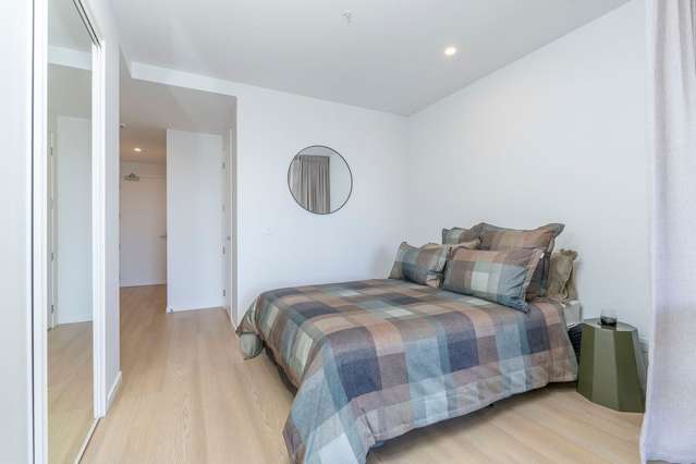 801/2B Te Ara Taurapa Point Chevalier_3