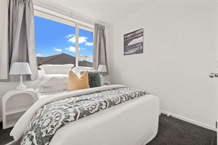 4 Waldos Way Mangere_12