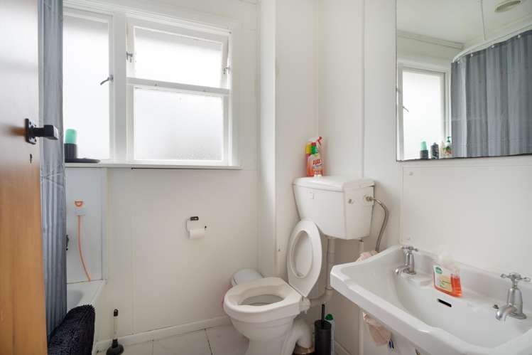 24 Derby Place Cannons Creek_9