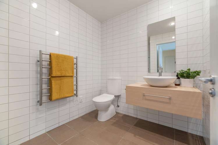 10/8 Humphrey Street Frankton_21