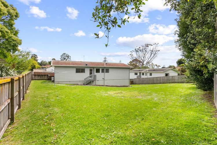 18 Reinga Place Massey_14