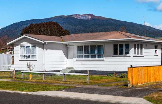 TURANGI - FOUR BEDROOMS