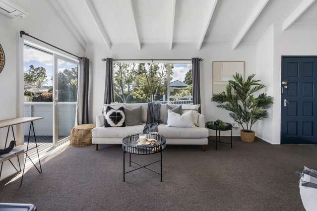 1/6 Oruamo Place Beach Haven_4