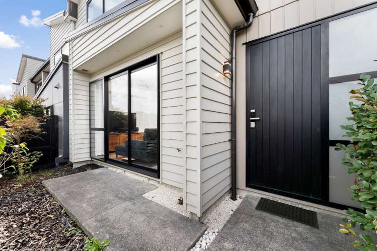 18 Waterlily Street_5