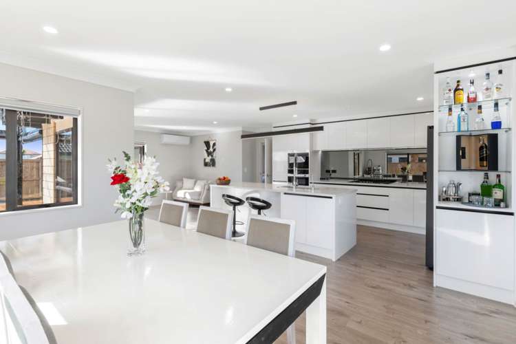 26 Bellshill Close Wattle Downs_13