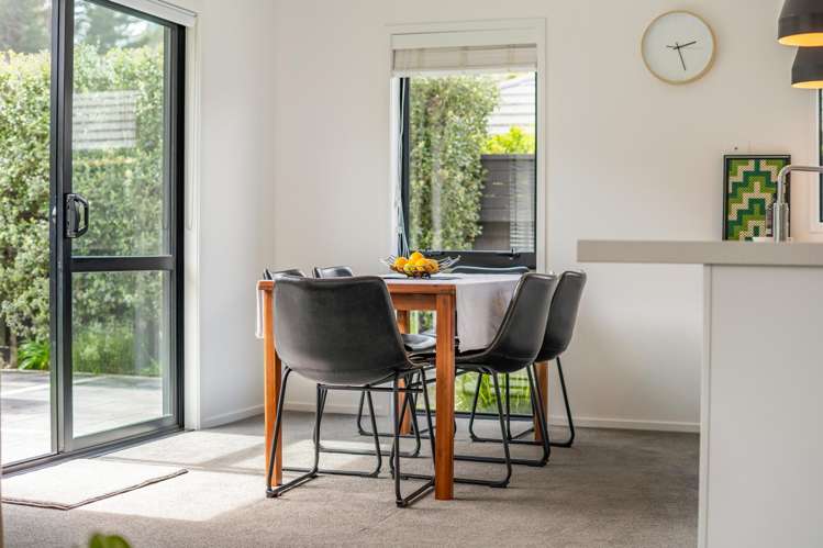 84 Riverstone Drive Riverstone Terraces_14