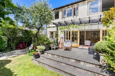 1/84 Gladstone Road_3