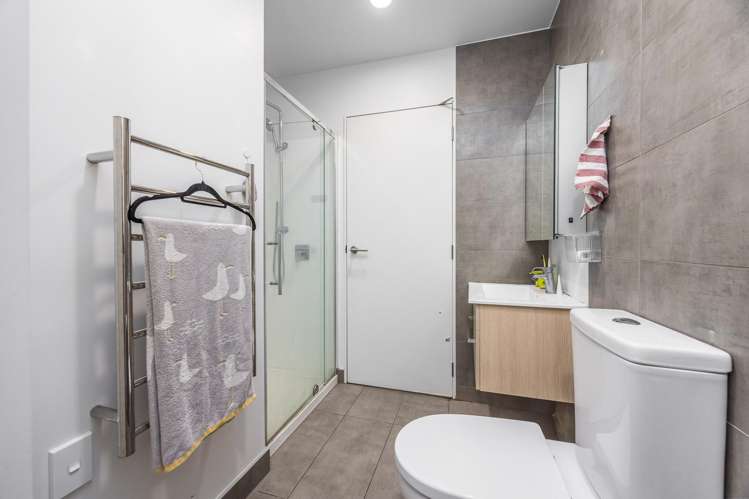 1013/438 Queen Street Auckland Central_8