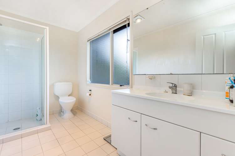 319b Royal Road Massey_10