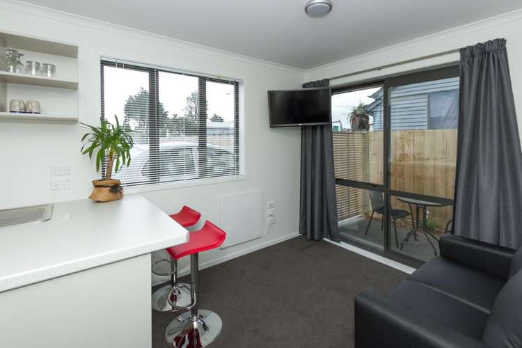 4/68 Normandy Avenue Melville_2