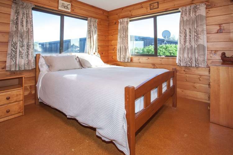 308 Mary Road Whangamata_12