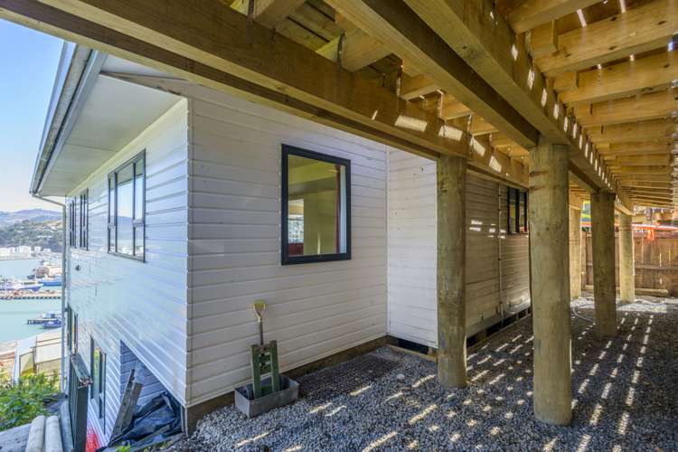 23 Reserve Terrace Lyttelton_12