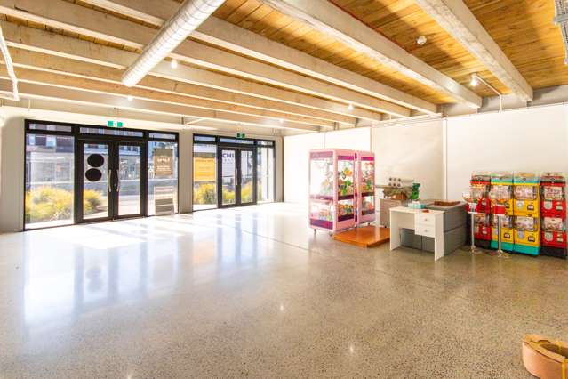 Retail 2/15 Central Boulevard Silverdale_1