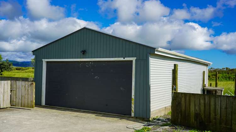 892 Miranda Road Miranda_15