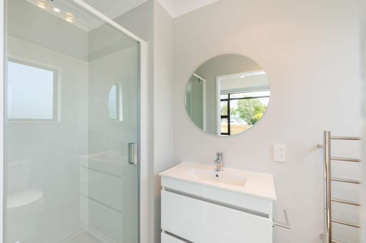 168 Maxwells Line Awapuni_13