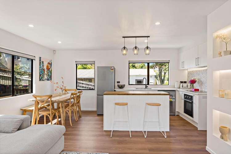 1/83 Kaurilands Road Titirangi_2