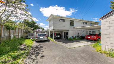 233 Onewa Road_2