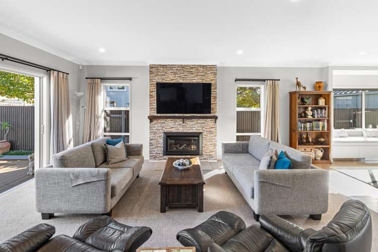 8 Webster Street Westown_10