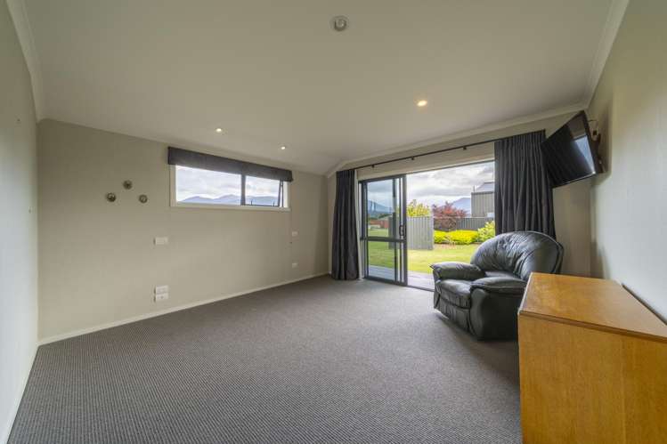11 Acheron Way Te Anau_14