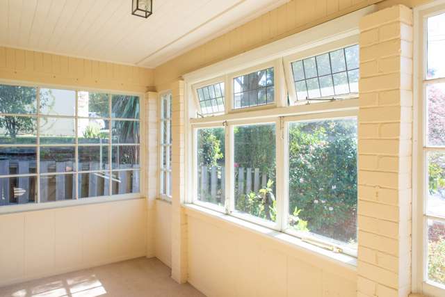 32 Garfield Avenue Roslyn_4