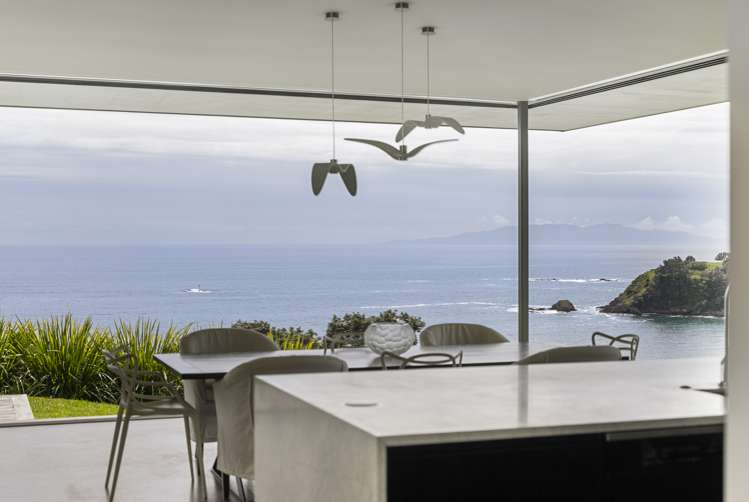 20 Newton Road Oneroa_1