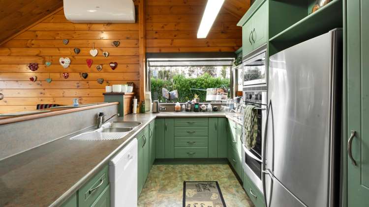 8 Pohutukawa Drive Opunake_6