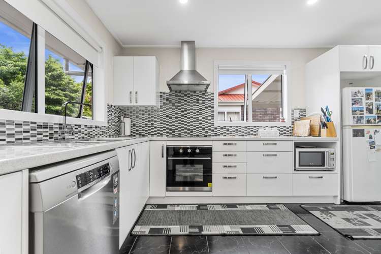 38 Peachgrove Road Hamilton East_5