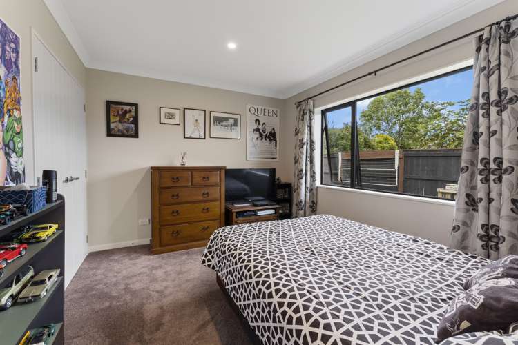 5 Yusef Way Levin_13