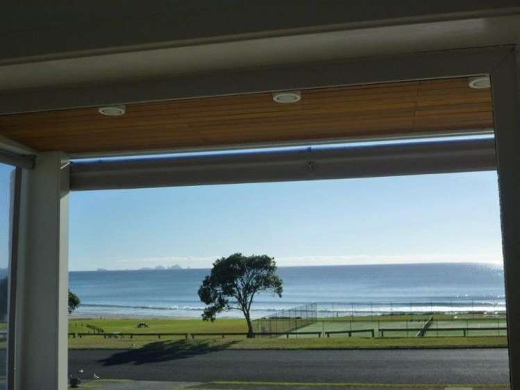 107 Oratia Place Onemana_16