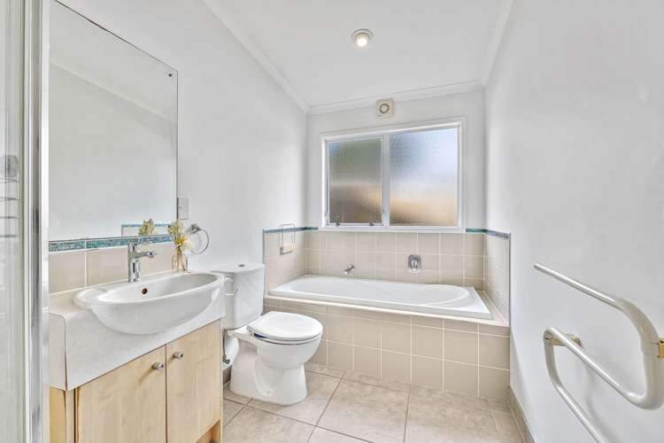 50b Riverlea Avenue Pakuranga_15