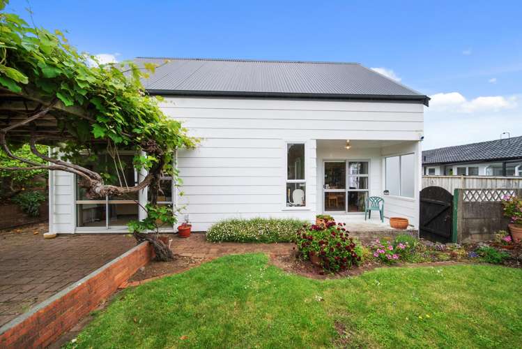 19a Ridgemount Rise Mangere Bridge_12