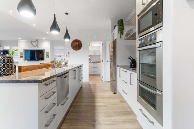 49 Oriental Parade Papamoa_11