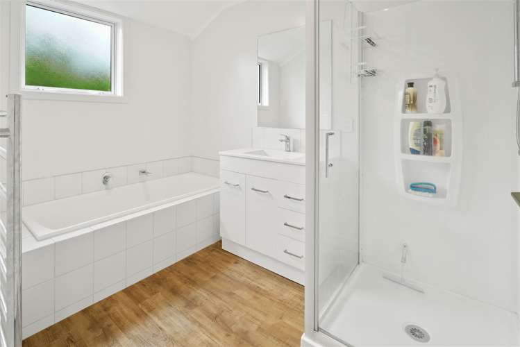 18a Maitland Avenue Stoke_10