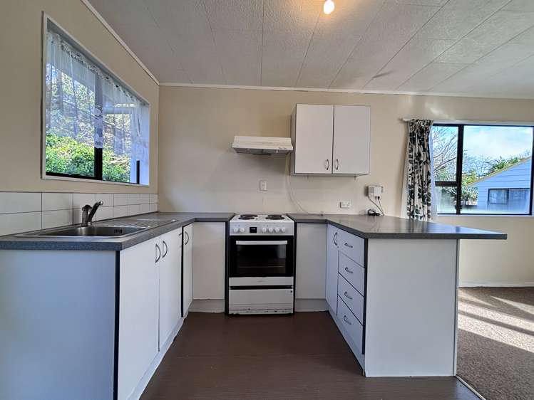 2/45A Mildmay Road Henderson_4