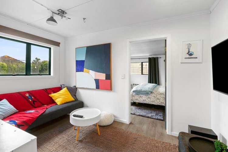 97 Buller Street New Plymouth Central_17