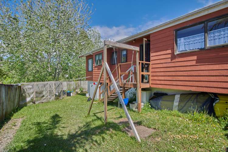 2/91 Athena Drive Totara Vale_14