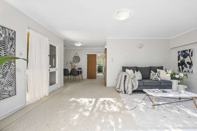 2/16 Rangitoto Terrace Milford_2