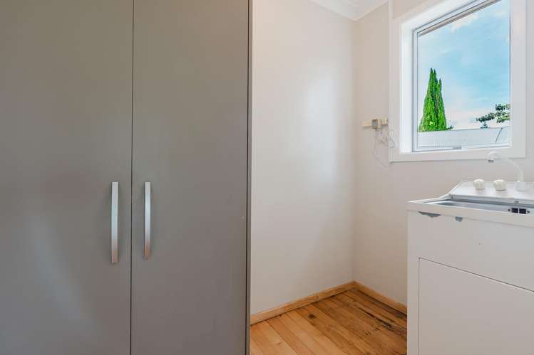 33 Edinburgh Road Hillcrest_15